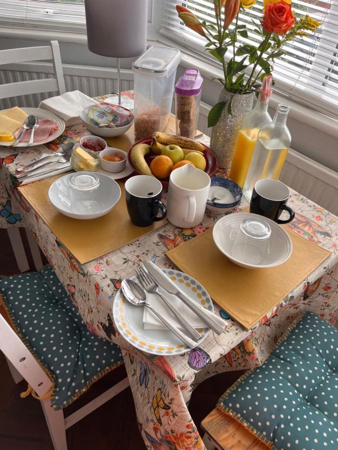 لندن Home From Home Cosy B&B المظهر الخارجي الصورة